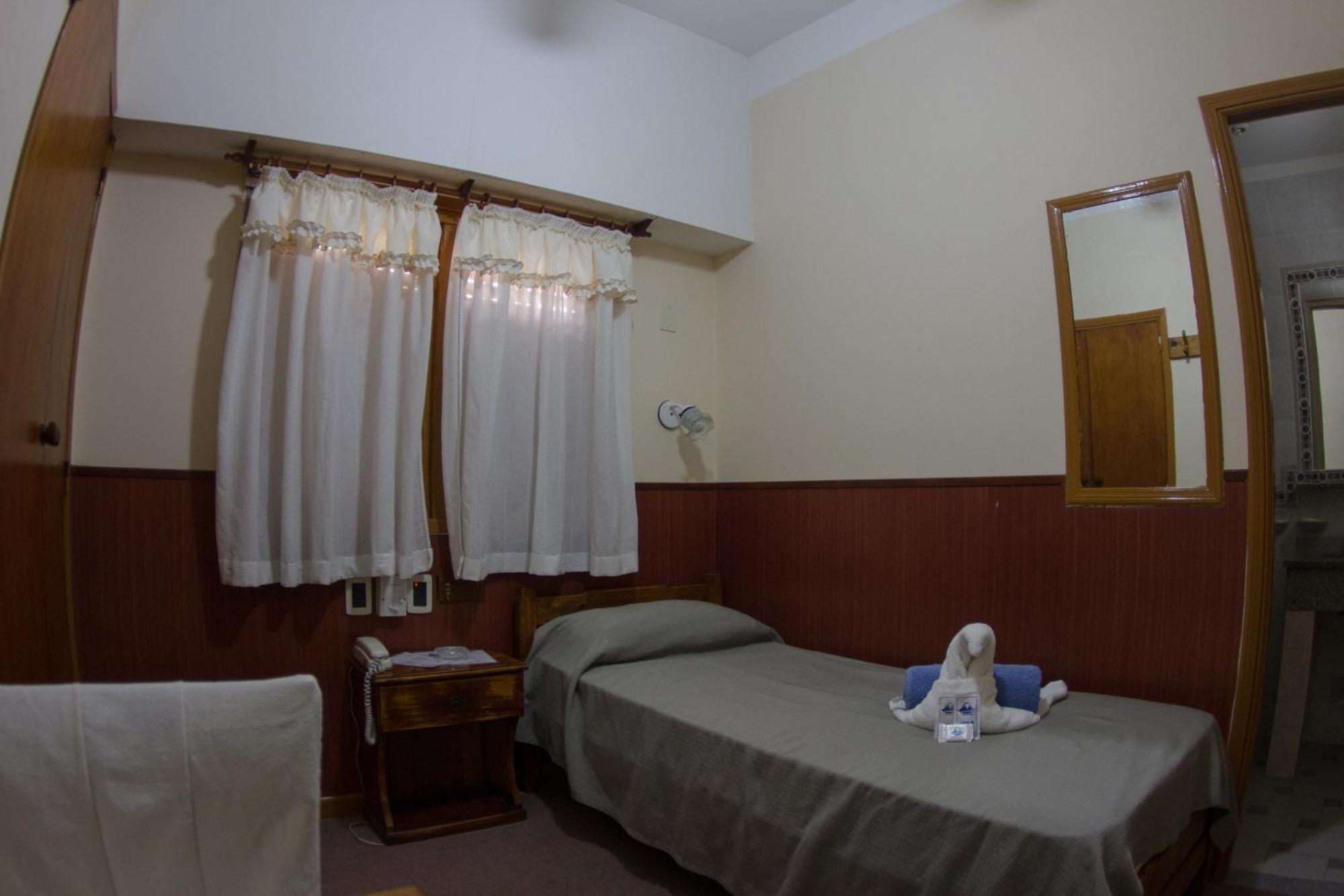 Hotel Teomar Villa Gesell Zimmer foto