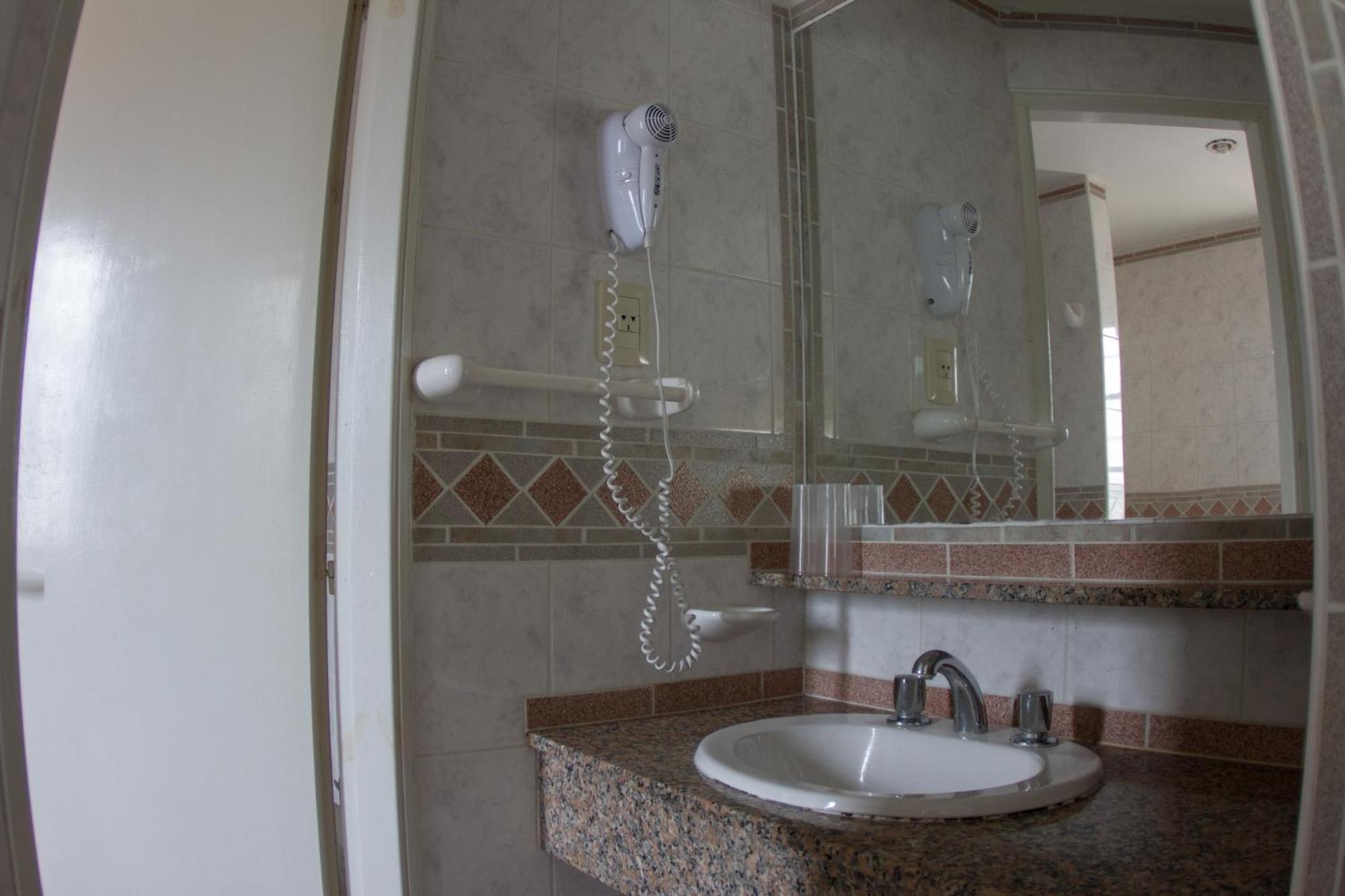 Hotel Teomar Villa Gesell Zimmer foto